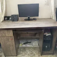 میز کامپیوتر