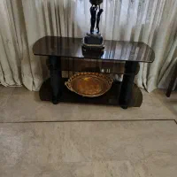 میز سه طبقه شیشه ای  تلویزیون وکنار میز نهارخوری