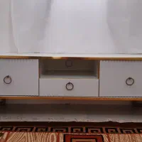 میز تلویزیون بیضی