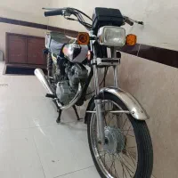 موتور سیکلت تخت
