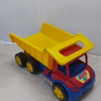 کامیون اسبابازی