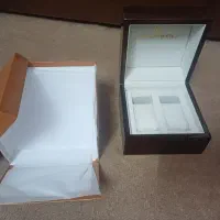 جعبه ساعت|ساعت|قم, هفت تیر|دیوار