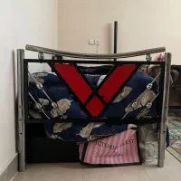 تخت تکنفره فلزی