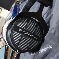هدفون beyerdynamic DT 990 Pro