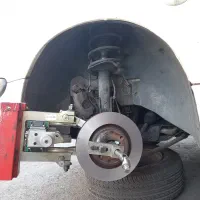 به یک شاگرد جلوبندی ساز ماهر و نیمه