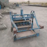 دستگاه بلوک زن ۱۵در۴۰سالم بدونه ایراد