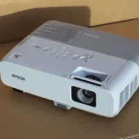 ویدئو دیتا پروژکتور EPSON POWERLITE 84