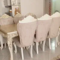 میز. نهارخوری