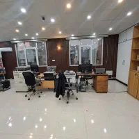 ۱۲۰ متر اداری  عباس آباد ( نزدیک مترو )