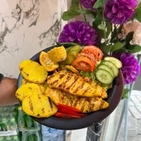 رستوران غذای رژیمی ،وعده های پروتئینی و سالم