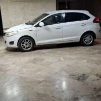 ام وی ام 315 هاچبک