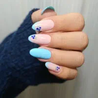 خدمات تخصصی ناخن با تخفیف ویژه