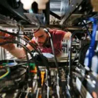 خرید فروش تعمیرات کامپیوتر و موبایل ps3 ps4