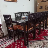 میز ناهار خوری هشت نفره