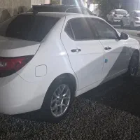 ایرانخودرو دنا توربو اتومات سفید فول اپشن اتویاقوت
