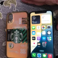 ایفون xs