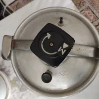 زودپز|ظروف پخت‌وپز|شهر ری, شهادت|دیوار