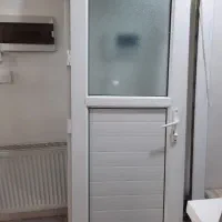 درب پی وی سی دوجداره