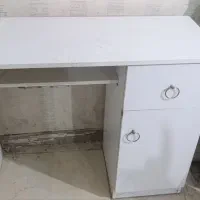میز ناخن و استند لاک