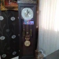 ساعت ایستاده چوبی