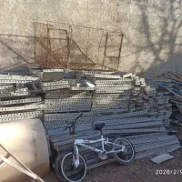 فروش ابزار در حدود ۲۵۰ متر