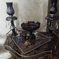 دو عدد لاله دو پوست و  شیرینی خوری