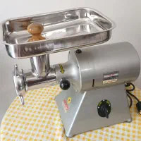 چرخ گوشت نیم صنعتی طرح مینروا ایتالیا در حد نو نو