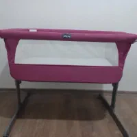 تخت کنار مادر چیکو