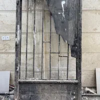 در ب آهنی،درب،در حیاط،در بیرون،درب