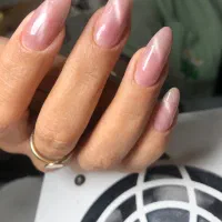 کاشت ناخن