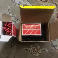 پیچ کناف و میخ و چاشنی