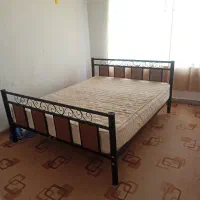 تختخواب دو نفره بسیار شیک و سفارشی به همراه تشک