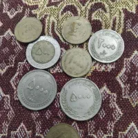 تعدادی سکه قدیمی