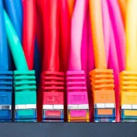 خدمات شبکه و کامپیوتر توسط متخصص