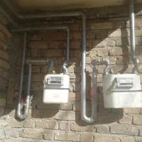 لوله کش آب.گاز فاضلاب