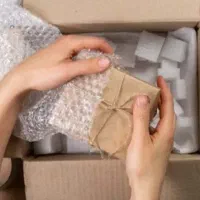 یک همکار آقا و یک خانم