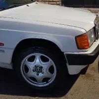 رنگ سفید مدل 1985 حجم موتور2300