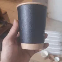 لیوان بیرون بر تک و عمده