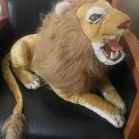 عروسک شیرآمریکایی