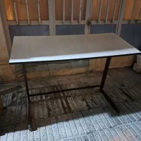 میز مطالعه MDF با پایه فلزی
