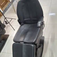 تخت و صندلی برقی آرایشگاهی و زیبایی چندحالته