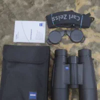 دوربین زایس 10x40 T*