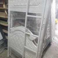 ۲طبق تخت