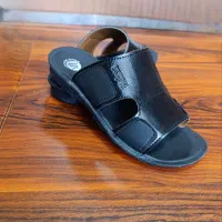 دمپایی چرم طرح شیما (کارتنی یعنی عُمده)