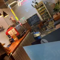 نیازمنده باریستا خانوم هستیم