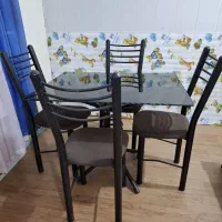 میز ناهارخوری ۴ نفره