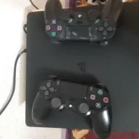 یک دستگاهPS4