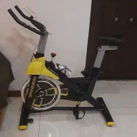 یک دستگاه دوچرخه ثابت نو نو نو اصلا استفاده نشده