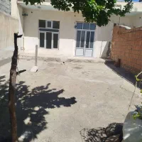 خانه ویلایی با حیاط بزرگ بر خیابان ۲۴ متری