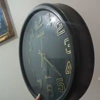 ساعت دیواری